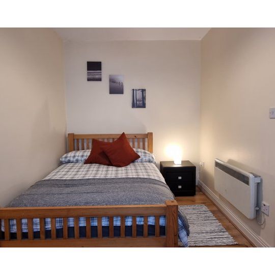 1-bedroom apartment for rent in Cabra-Drumcondra, Dublin - Photo 1