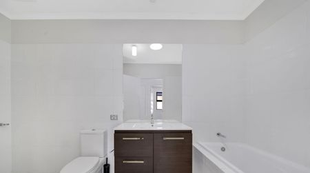 60 Pyers Street, St Clair SA 5011 - House For Rent | Domain - Photo 5