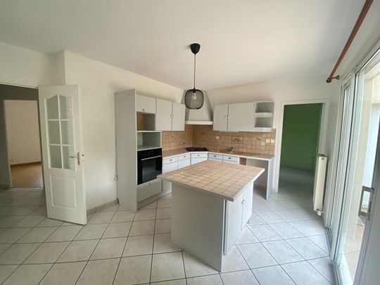 Location maison 7 pièces, 161.00m², Carquefou - Photo 1