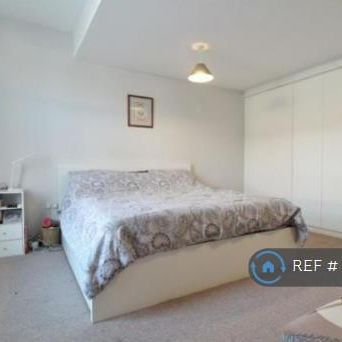 4 bedroom terraced house to rent - Photo 1