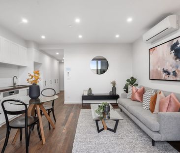 Modern Lifestyle and City Convenience in the Heart of Footscray - Photo 6