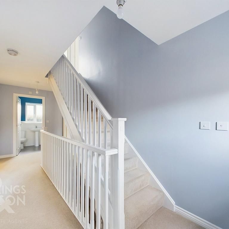 5 bedroom detached house to rent - Photo 1