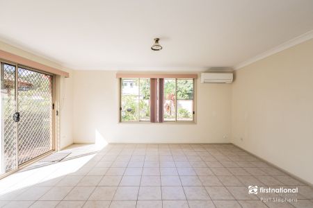 4 Bedroom, Airconditioned, family sized home close to the water - Photo 5