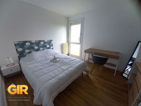 Location Maison 1 pièce 77m² RENNES 35000 - Photo 4