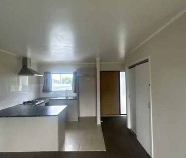 Home in the West - Photo 1