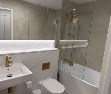Two Bedroom Furnished Apartment - Photo 4