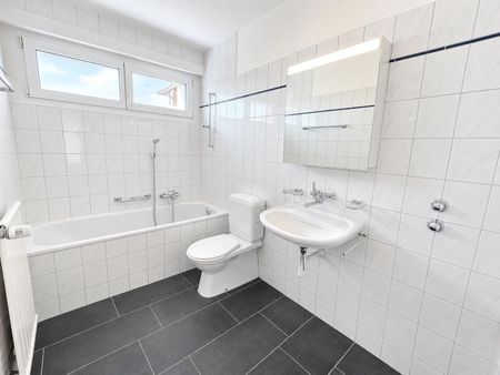 Sanierte Wohnung mit sonniger Aussicht - Photo 5