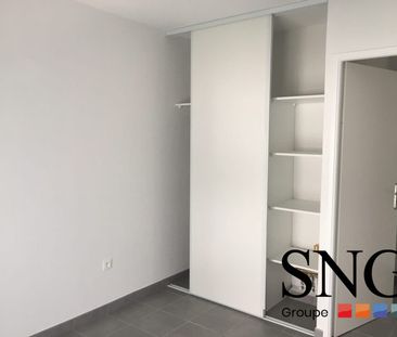 T2 AVEC BALCON ET PARKING - Photo 1