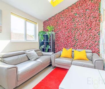 Southall Avenue, Brighton, BN2 - Photo 2