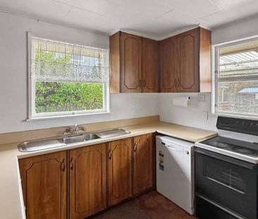 3 BED HILLTOP - Photo 1