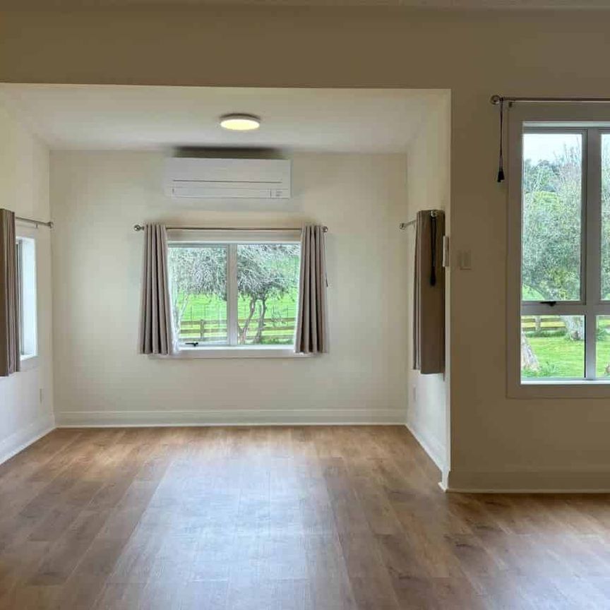 Country Charm With Modern Convenience - Photo 1