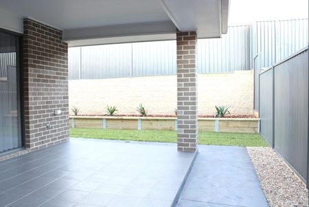 Modern Four Bedroom Family Home In A Sought After Neighbourhood - Photo 4