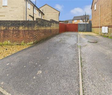 2 bedroom end of terrace house to rent - Photo 2