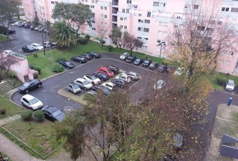 Quarto individual com wc privado em Telheiras