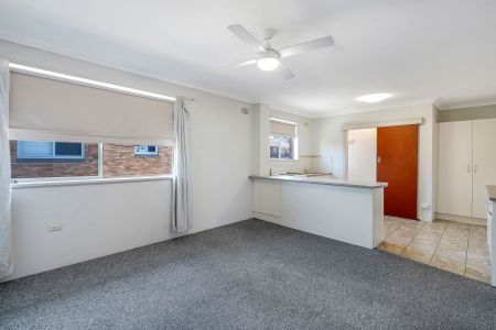 4/12 Railway Road, 2305, New Lambton Nsw - Photo 2