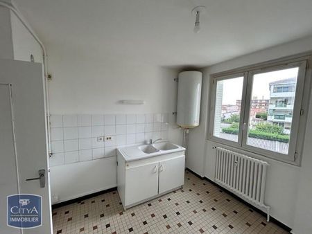 Location Appartement 4 pièces 69m² VILLEFRANCHE SUR SAONE 69400 - Photo 5