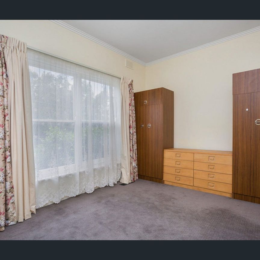 29 Evelyn Road, Ringwood North, Vic 3134 - Photo 1