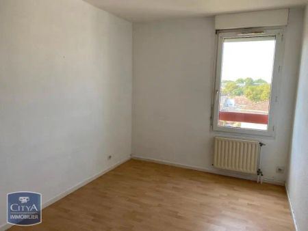 Appartement à louer 3 pièces 66.8m² - Photo 3