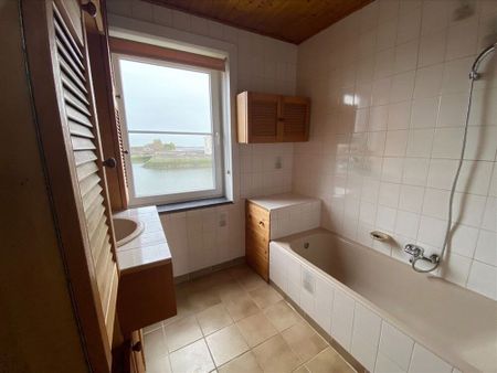 Bel etage woning te Prins Albertlaan Oostende met garage én tuin. - Photo 5