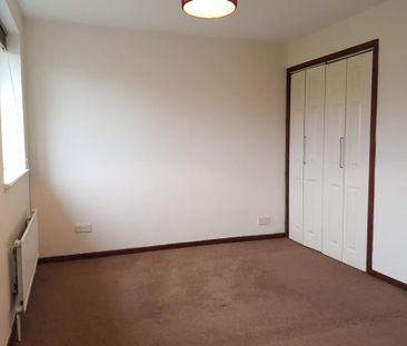 2 bedroom semi-detached house to rent - Photo 4