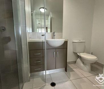 2 BEDROOM NON-FURNISHED UNIT IN TROPICAL RESORT STYLE APARTMENTS - Photo 6