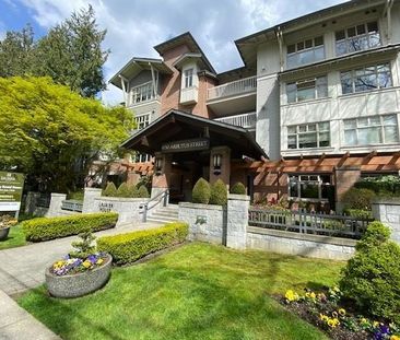 Laurier House | 4750 Arbutus Street, Vancouver - Photo 1