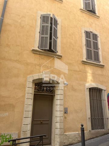 A louer Appartement de tYpe 2 meublé situé à Marseille 13001 - Quartier SAINT CHARLES - Photo 5