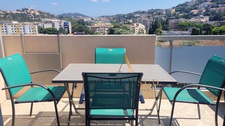 Grand studio meublé avec vue panoramique, - Photo 2