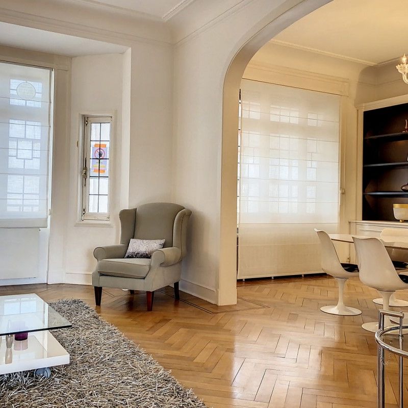 Luxueux appartement 2 chbr meublé proche du Cinquantenaire. - Photo 1