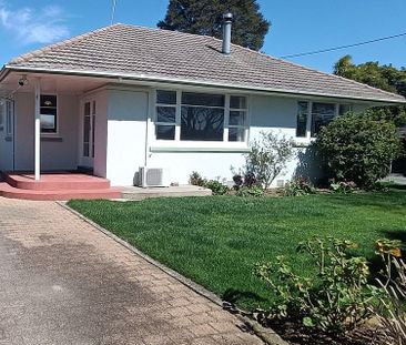 Charming 2BR Home in Leamington! - Photo 1
