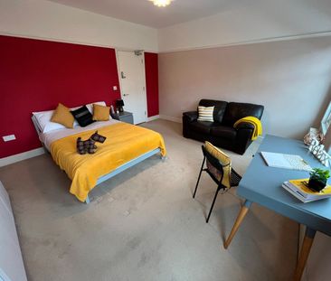 5 Bed Terraced House, Stretton Road, LE3 - Photo 4