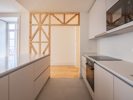 2 room luxury Flat for rent in Lisbon, Portugal - Photo 2