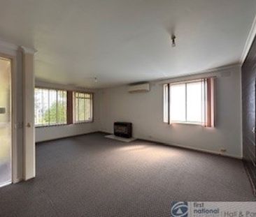 61 Tiverton Drive, Mulgrave - Photo 3