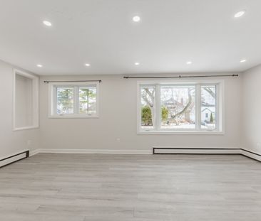 For Lease - 708 Carnegie Avenue Unit# Upper, Oshawa, Ontario - Photo 4