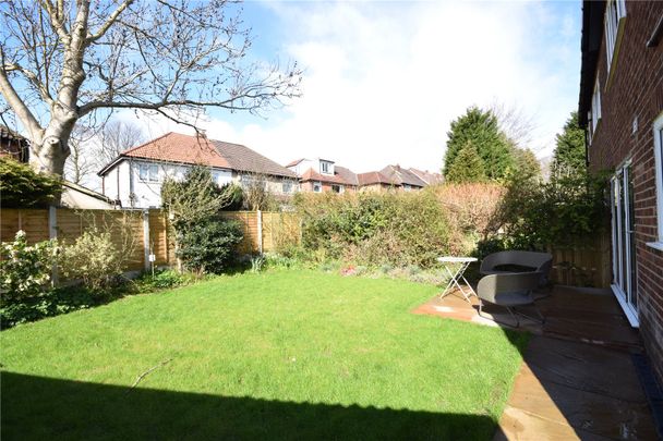 17, New Adel Avenue, Adel, Leeds, LS16 6BE - Photo 1