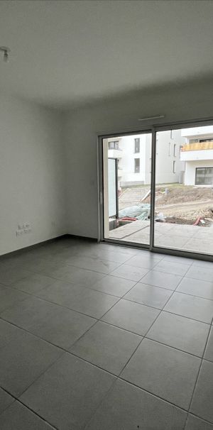Location Appartement 1 pièce 26m² - Photo 2