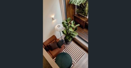 Sleek Furnished Apartment in Prime Location! - Photo 5