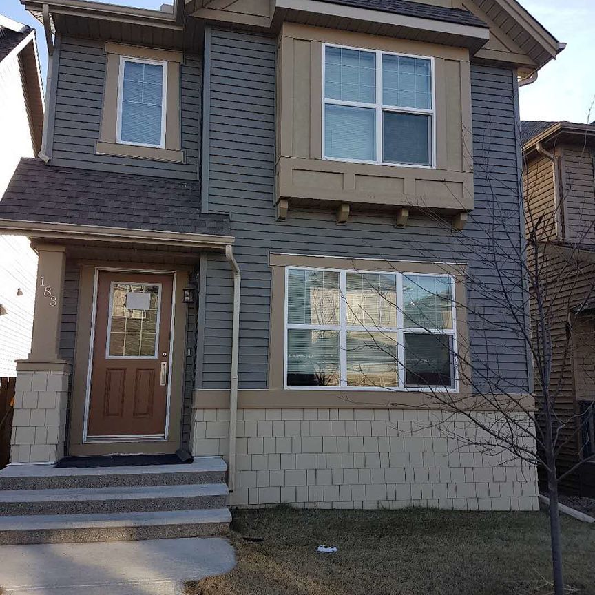 183 Evansborough Way NW, Calgary - Photo 1