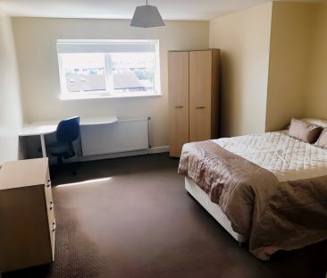 Extra Large Room En-suite - Photo 3