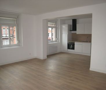 Location Appartement 2 pièces 54m² VALENCIENNES 59300 - Photo 1