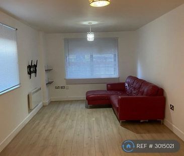 2 bedroom flat to rent - Photo 2