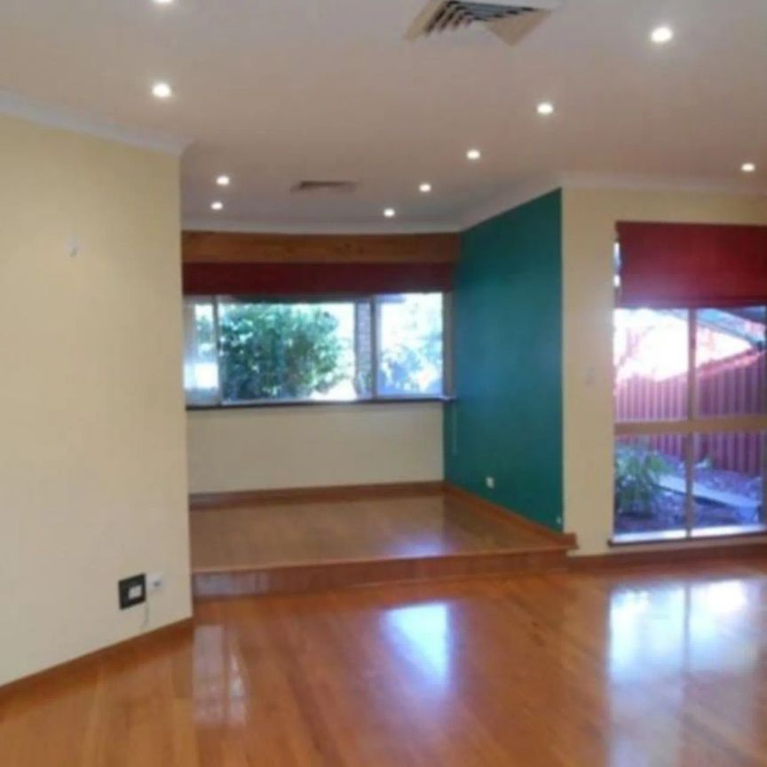 It's a Beauty. - Photo 1