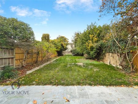 1 bedroom semi-detached house to rent - Photo 5