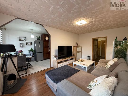 Pronájem bytu 3+1 70 m² - Photo 1