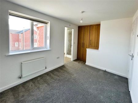 3 bedroom detached house to rent - Photo 3