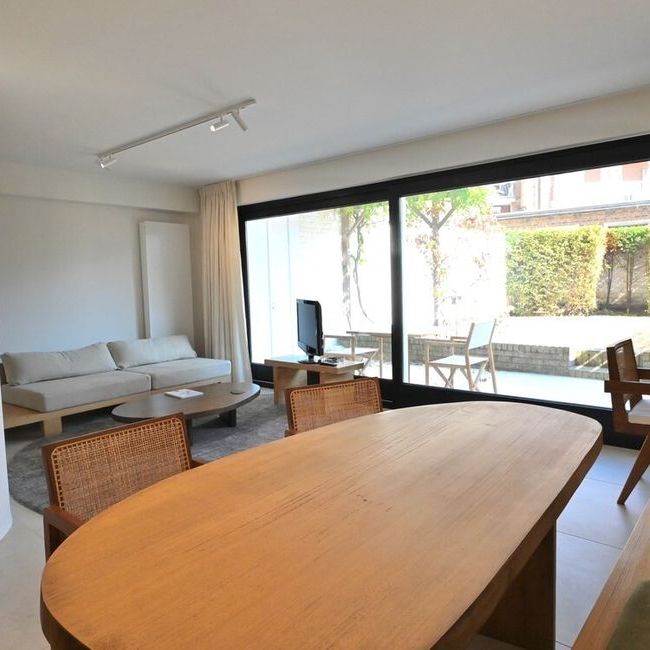 Appartement te huur in Knokke voor € 1.250 met 1 slaapkamer - Foto 1
