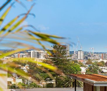 Spacious unit with beautiful views - Photo 6