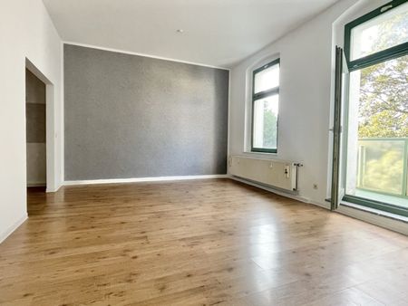 2 Zimmer • Kaßberg • Balkon • ohne Einbauküche! • Bad mit Wanne • Lift • jetzt anschauen!? - Foto 2