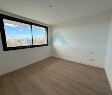 4 bedroom luxury Semidetached House in Valdebebas - Valdefuentes, M... - Photo 4