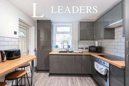 4 bedroom house to rent - Photo 2